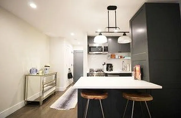 Rented by Bold New York | media 6