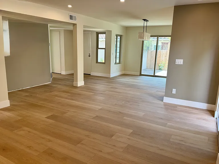 2058 Sea Village Cir — Photo 3