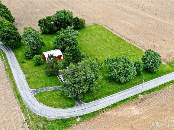 3rd image of 2470 Clark Run Rd