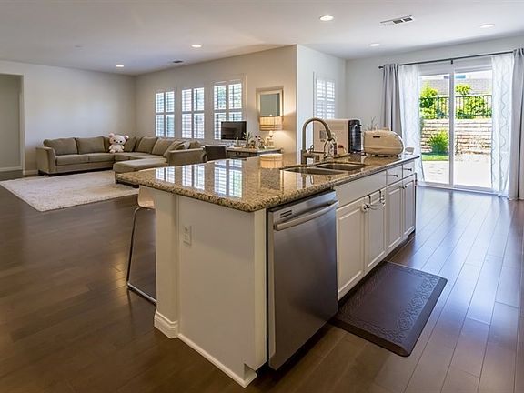 4th image of 28073 Bridlewood Dr