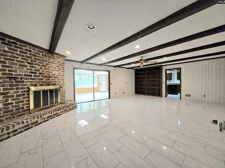 77 Northlake Rd — Photo 15