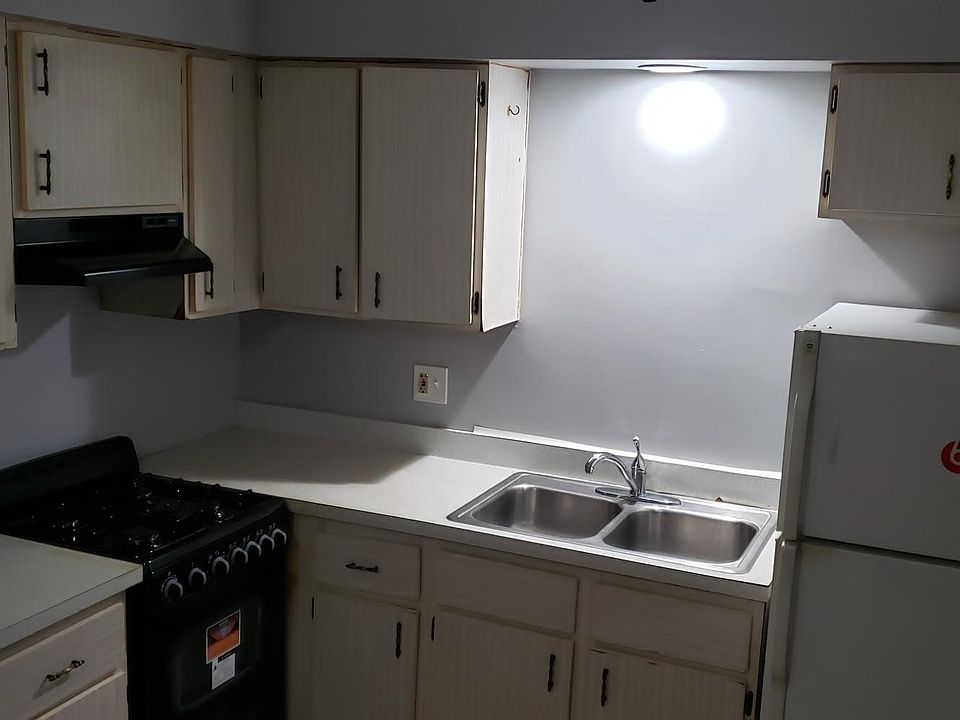 1st image of 1212 N 33rd Ave APT 7C