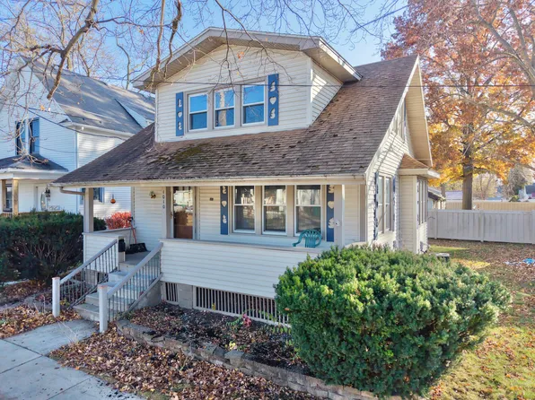 1010 2nd St, La Porte, IN 46350