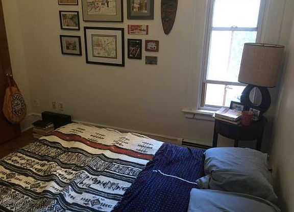Bedroom for rent