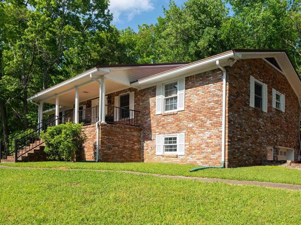 9235 Jade Lake Rd E, Pinson, AL 35126