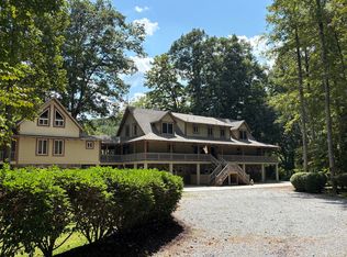 633 River Trail Ln, Lewisburg, WV 24901