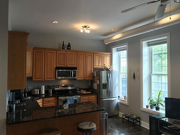 5th image of 2214 N Campbell Ave APT 1D