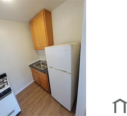 Studio, $1,750 — Photo 4