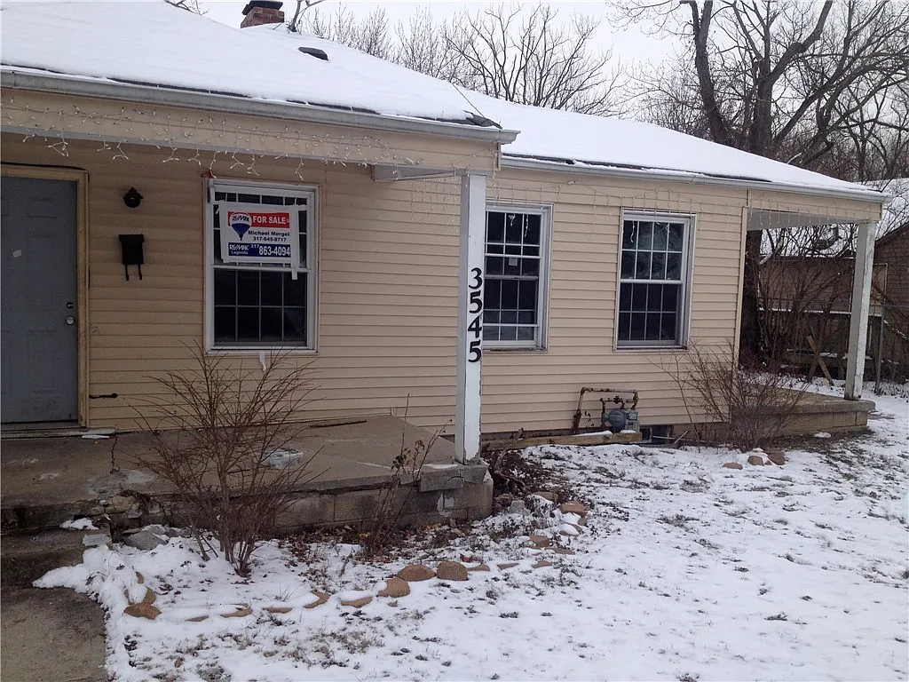 3545 N Parker Ave photo 1