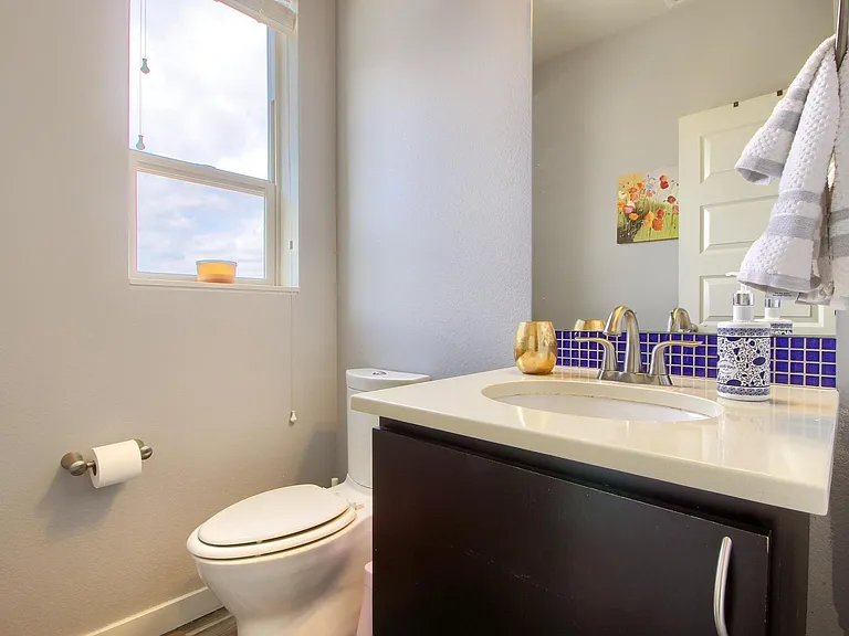 3045 Geneva St — Photo 24
