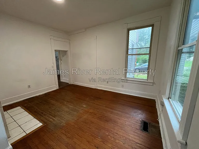 1601 Union St — Photo 6