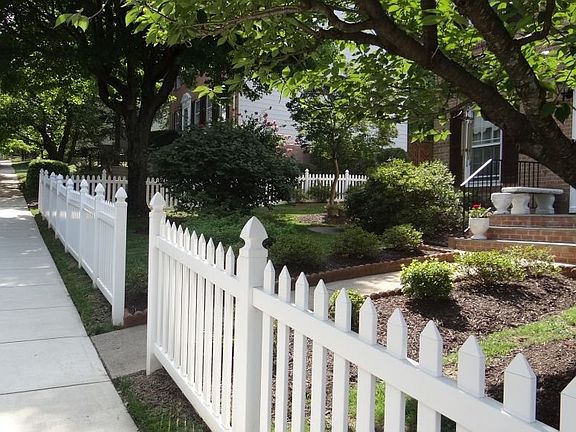 Front of House facing N. 22n