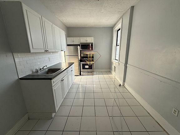 5th image of 503 57th St #43