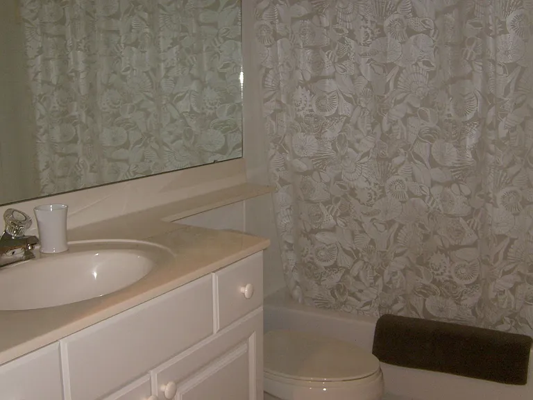 7279 Cedar Hollow Cir — Photo 14
