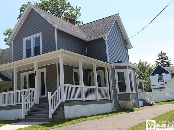 2nd image of 243 Lincoln Ave