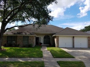 204 Dunbar Dr, Victoria, TX 77904