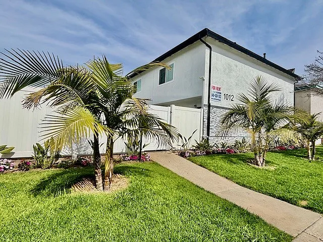 Building Photo - 1012 Mission Dr #A4