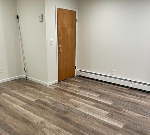 2nd image of 408 S Strong Ave APT B