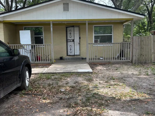 5974 CHARLES D EVERS Drive, Jacksonville, FL 32219