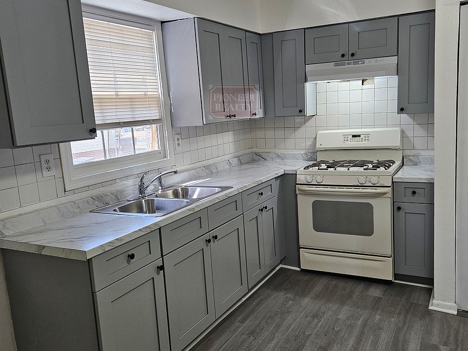 1st image of 1300 New York Ave