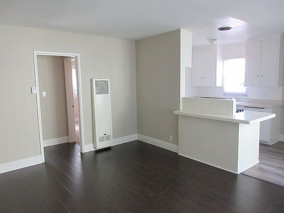 5th image of 1445 E 4th St APT 35