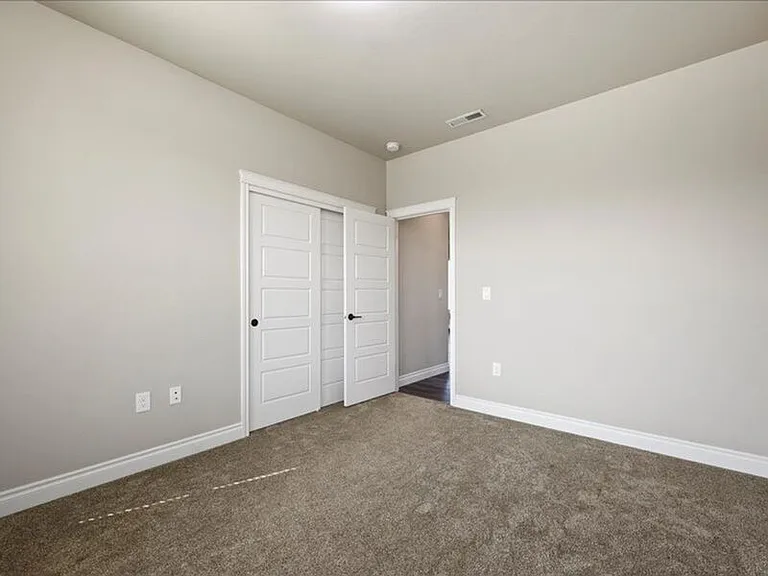 1615 Palermo Ave — Photo 5