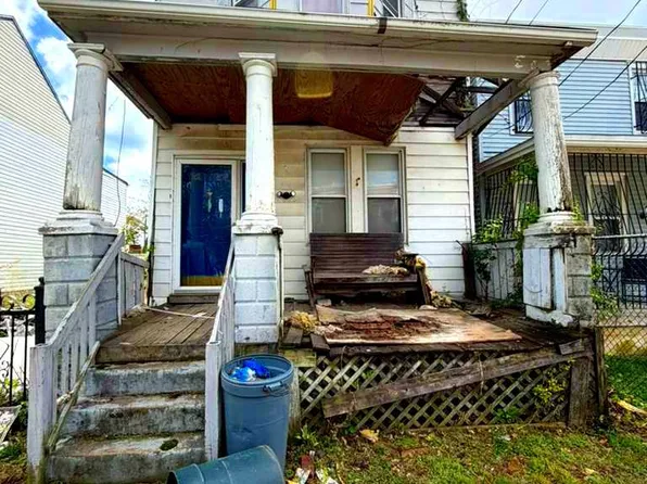 1223 Dupont St, Camden, NJ 08105