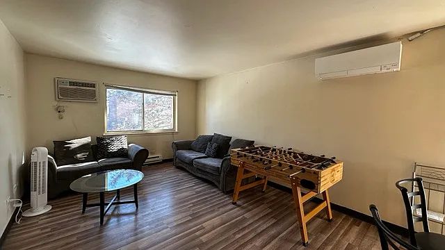 1873 N Green Ln N #2B — Photo 4