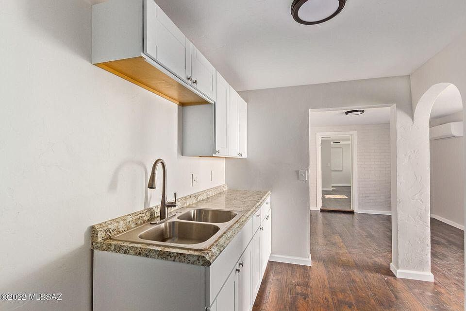 1st image of 3812 S Liberty Ave