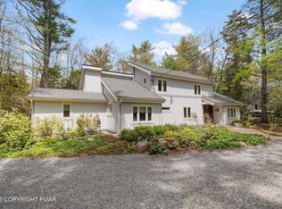 239 Tanglewood Dr, Pocono Pines, PA 18350