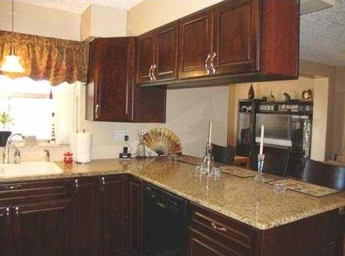 3rd image of 2460 Beacon Groves Blvd