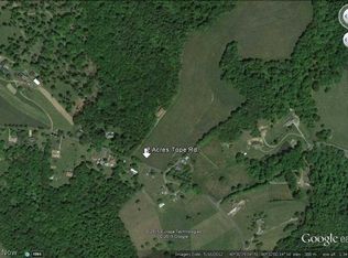 Tope Rd, New Cumberland, WV 26047