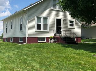 1003 E Green St, Steeleville, IL 62288