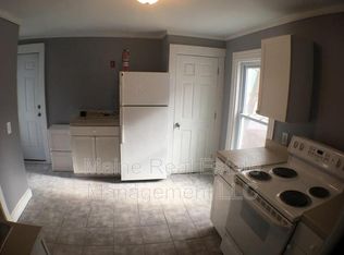 17 Fruit St APT 2, Bangor, ME 04401