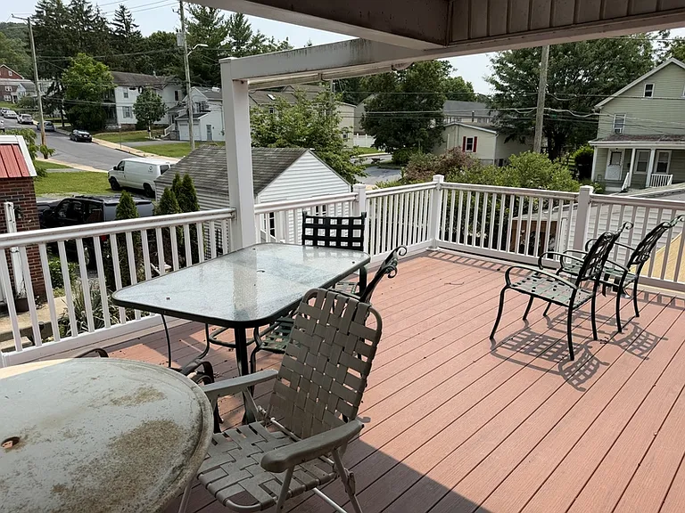 405 Washington Ave — Photo 11