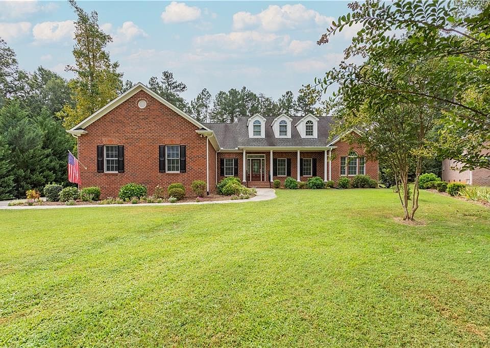 1st image of 6904 Claren Oaks Ct