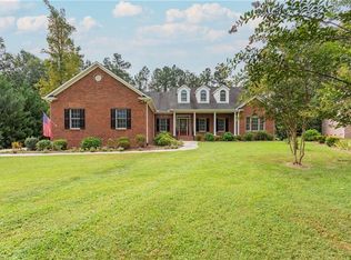 6904 Claren Oaks Ct, Gibsonville, NC 27249