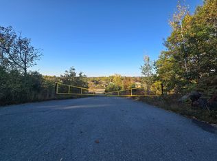 25 Canaan Rd, Hampden, ME 04444