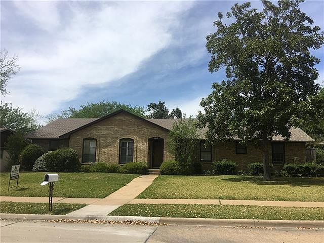 1st image of 1517 Hiawatha Way