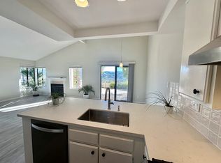 104 S Kihridge Ln S, Encinitas, CA 92024