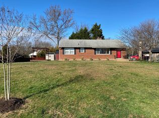 5834 Lebanon Rd, Alexandria, VA 22310