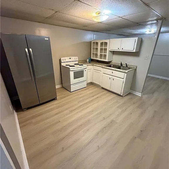 802 N Park St #C — Photo 5