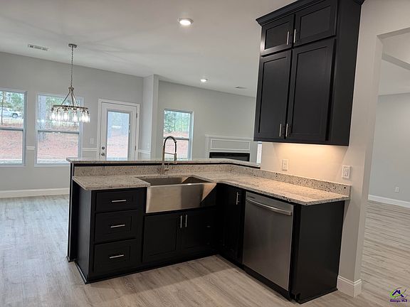 4th image of 238 Wood Oak Cir