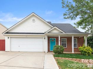 10239 Apple Dove Ct, Charlotte, NC 28214