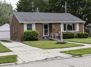 921 North Ave, Sheboygan, WI 53083