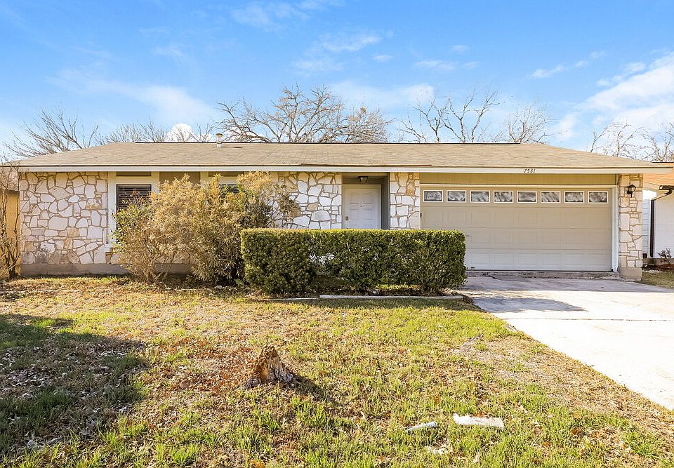 1st image of 7531 Lago Frio