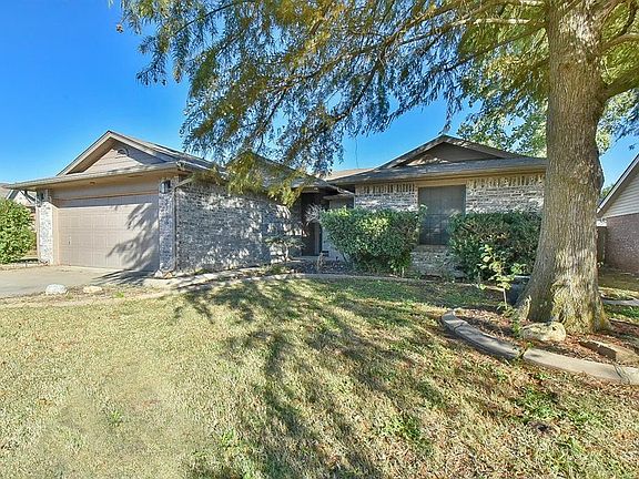 2nd image of 3712 Teresa Dr
