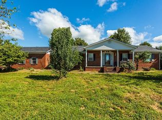 165 Dreyfus Rd, Berea, KY 40403