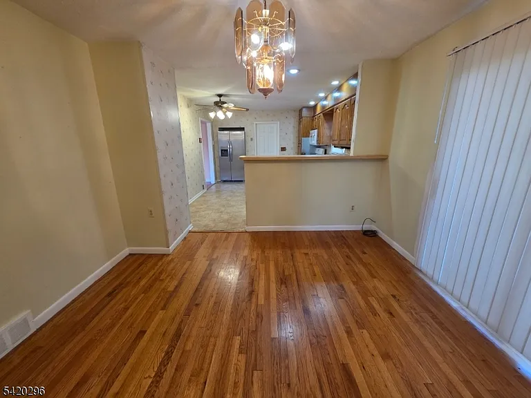 236 Merchants Ave — Photo 5