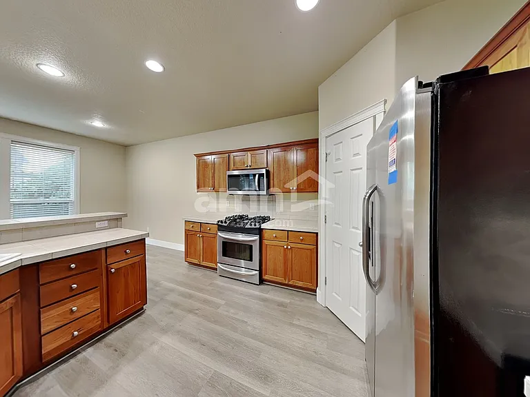 11508 NW 29th Ct — Photo 3